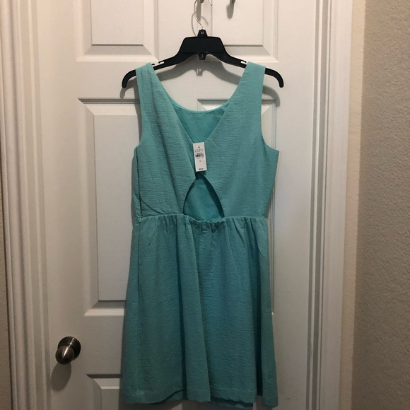 Women’s Dress - Picture 2 of 2